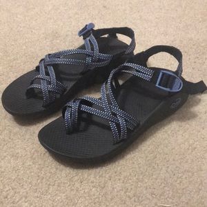 Women’s CHACO sandals!!